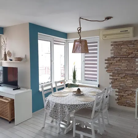 Sea View - 2 Min To - Large Balcony - Pool - Riviera *