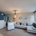 Apartment Sea View Apartment - 2 Min To Beach - Large Balcony - Pool - Riviera Fort Ravda